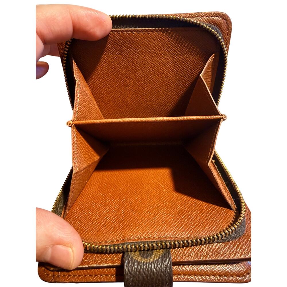 Louis Vuitton Monogram Compact Wallet - Picture 7 of 11